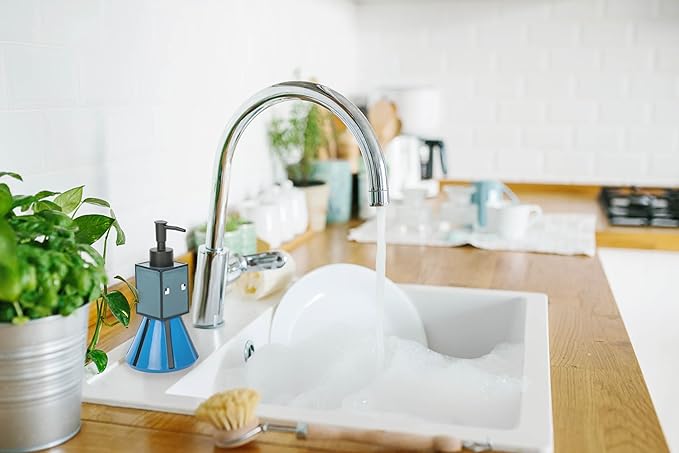 Jay Franco Minecraft Resin Soap Dispenser - Blue Squid Gamer Bathroom Accessory